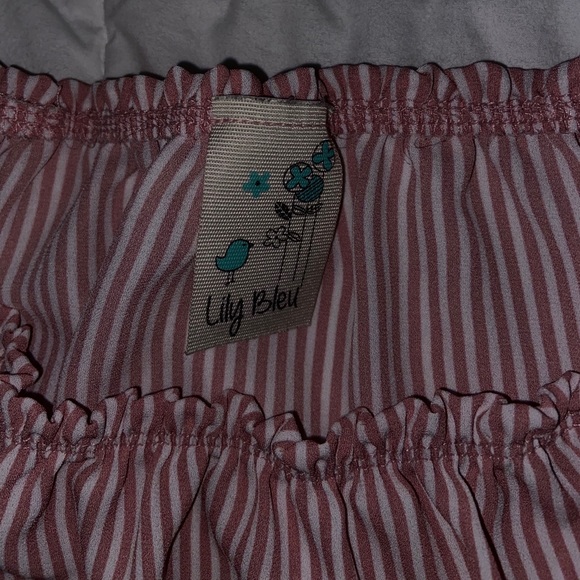 Off the Shoulder Striped Ruffled Blouse - Picture 3 of 3